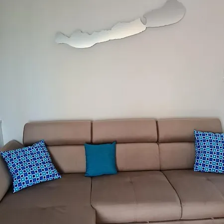 Eda Apartment *